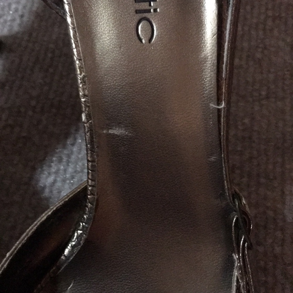 BALLISTIC METALLIC GOLD KITTEN HEEL d'Orsay style PUMPS BUCKLES - Picture 7 of 10
